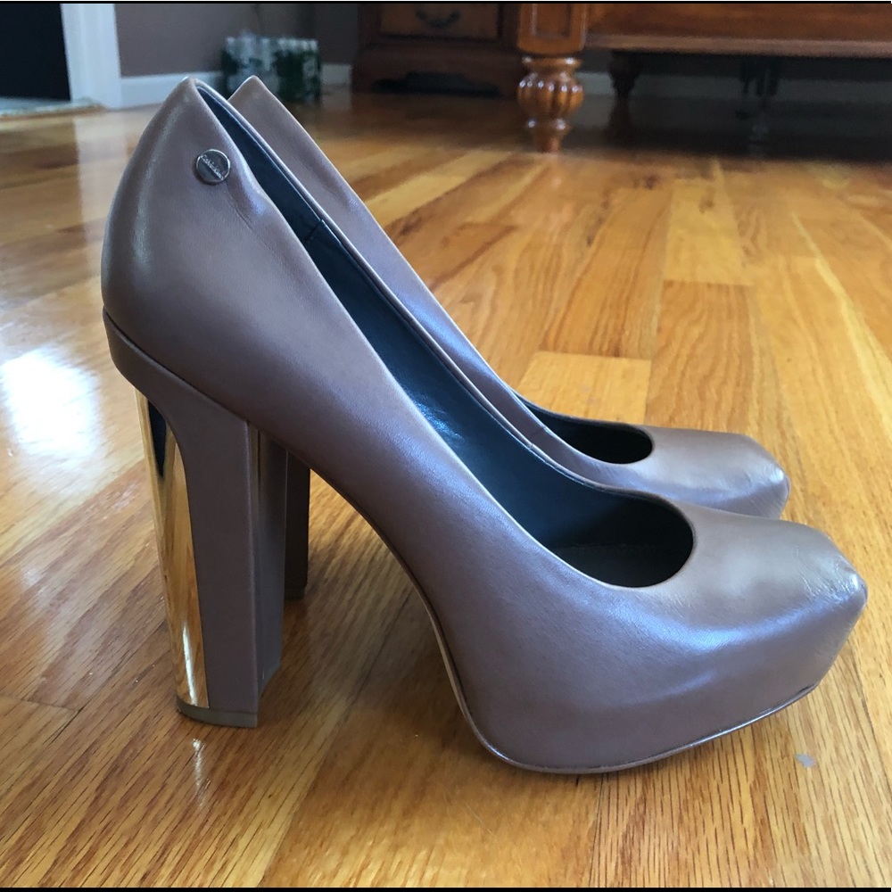Calvin Klein platform pumps